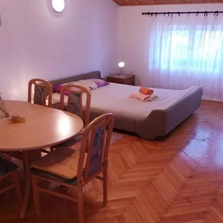 Apartman In Istrien 36081 *